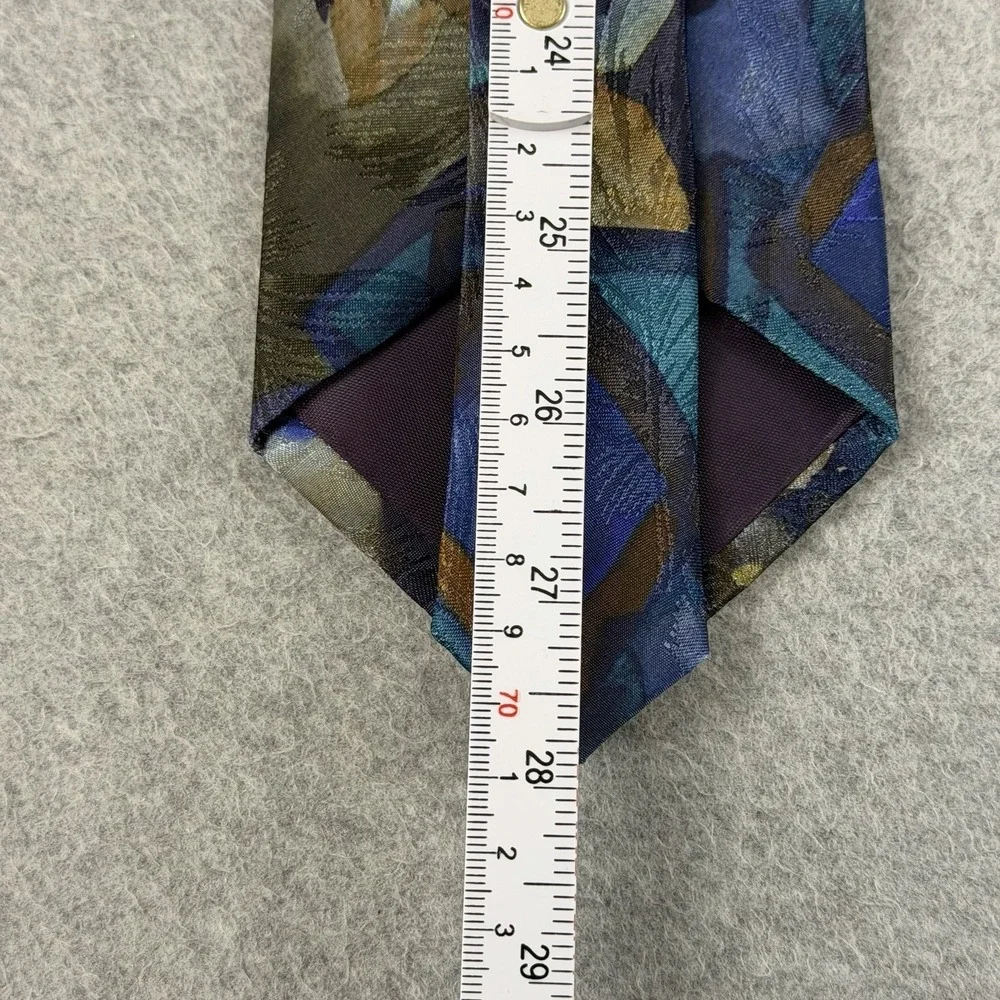 Vintage Pierre Cardin Abstract Blue Purple Polyester Neck Tie USA 56x3.75